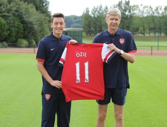 Mesut Ozil ออกจาก Arsenal